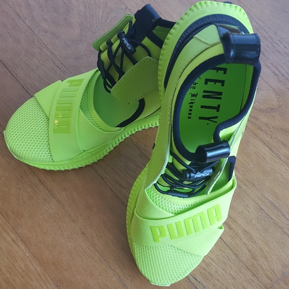 Puma Shoes - NWOT Puma Rihanna Fenty Avid Shoes